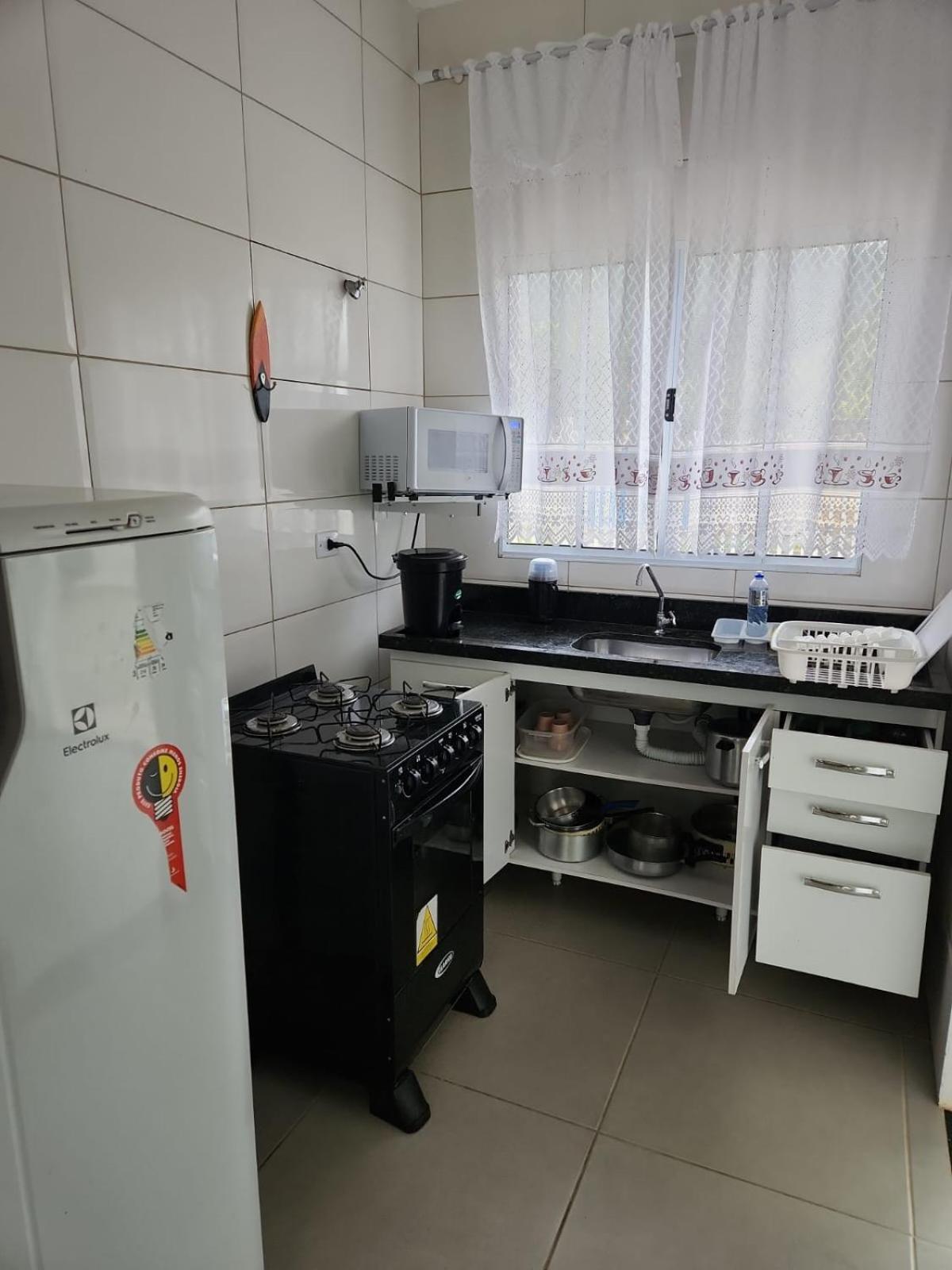 Aparts Lesther Ubatuba Extérieur photo